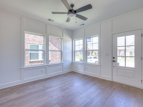 3rd image of 9083 Headwaters Dr #143