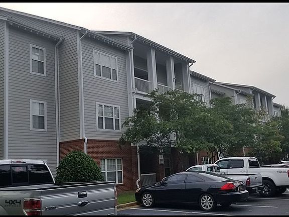 3rd image of 303 Helen Keller Blvd APT D243