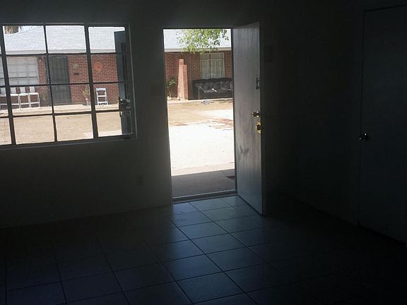 3rd image of 3828 N 15th Ave APT 4