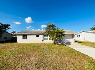 2031 SE Jackson St, Stuart, FL 34997