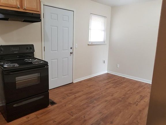 4th image of 11497 Framingham Dr