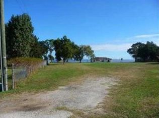 127 Whitcomb Dr, Geneva, FL 32732