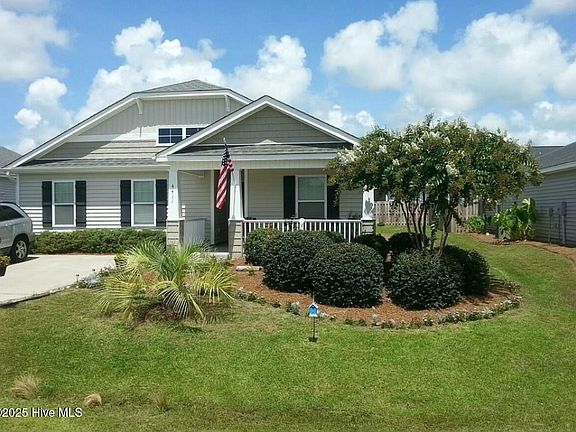 2nd image of 4411 Dutch Elm Drive SE