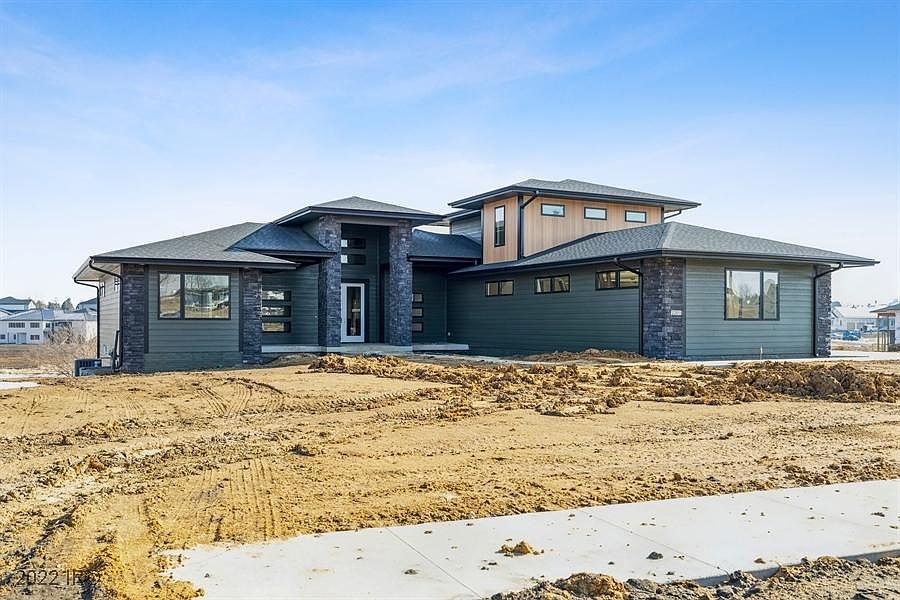 1916 Redbud St Norwalk IA Zillow