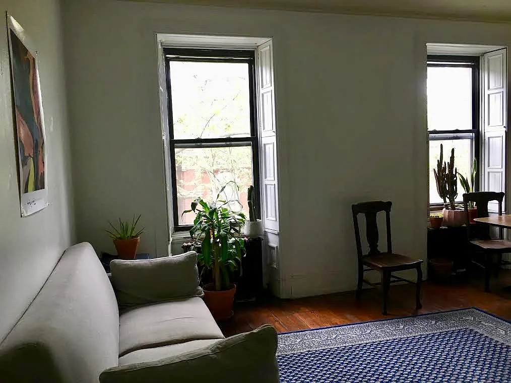 3 bed, 1200 sqft, $2,145 — Photo 4