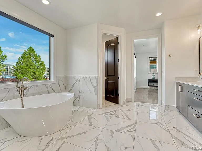 9486 E Winding Hill Ave — Photo 30