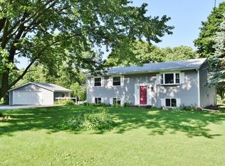 4190 Tripp Rd, Belvidere, IL 61008