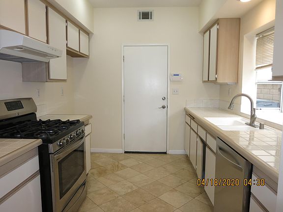 5th image of 14572 Flagstone Ct