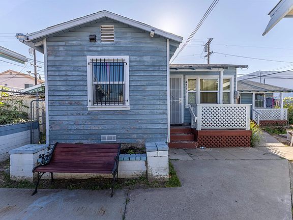 3rd image of 4250-66 Fairmount Ave