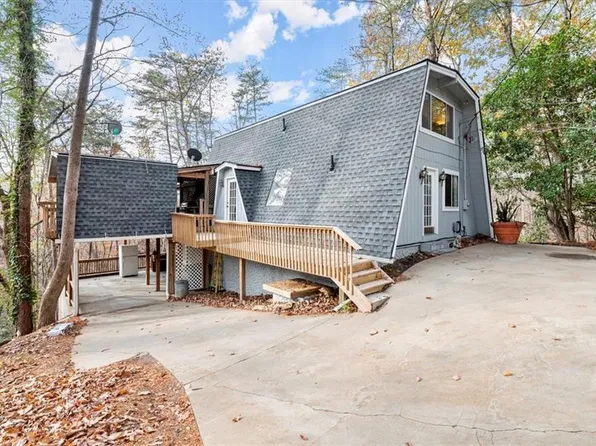 106 Elm Ct, Waleska, GA 30183