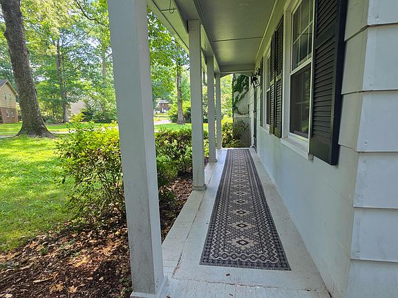 3rd image of 5813 Rangeley Dr