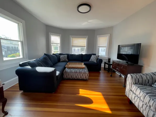 60 Berkeley Ave #2, Newport, RI 02840