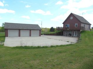 4221 W Clarence Rd, Harrison, MI 48625