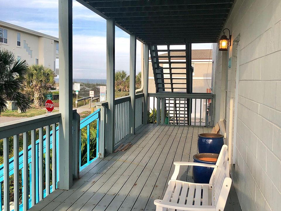 1st image of 101 Lora St #1