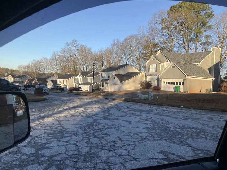2nd image of 5007 Penscot Way