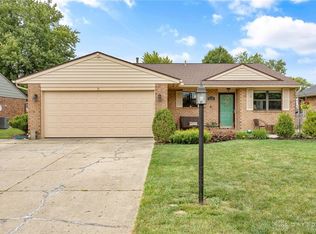 6226 Shull Rd, Dayton, OH 45424