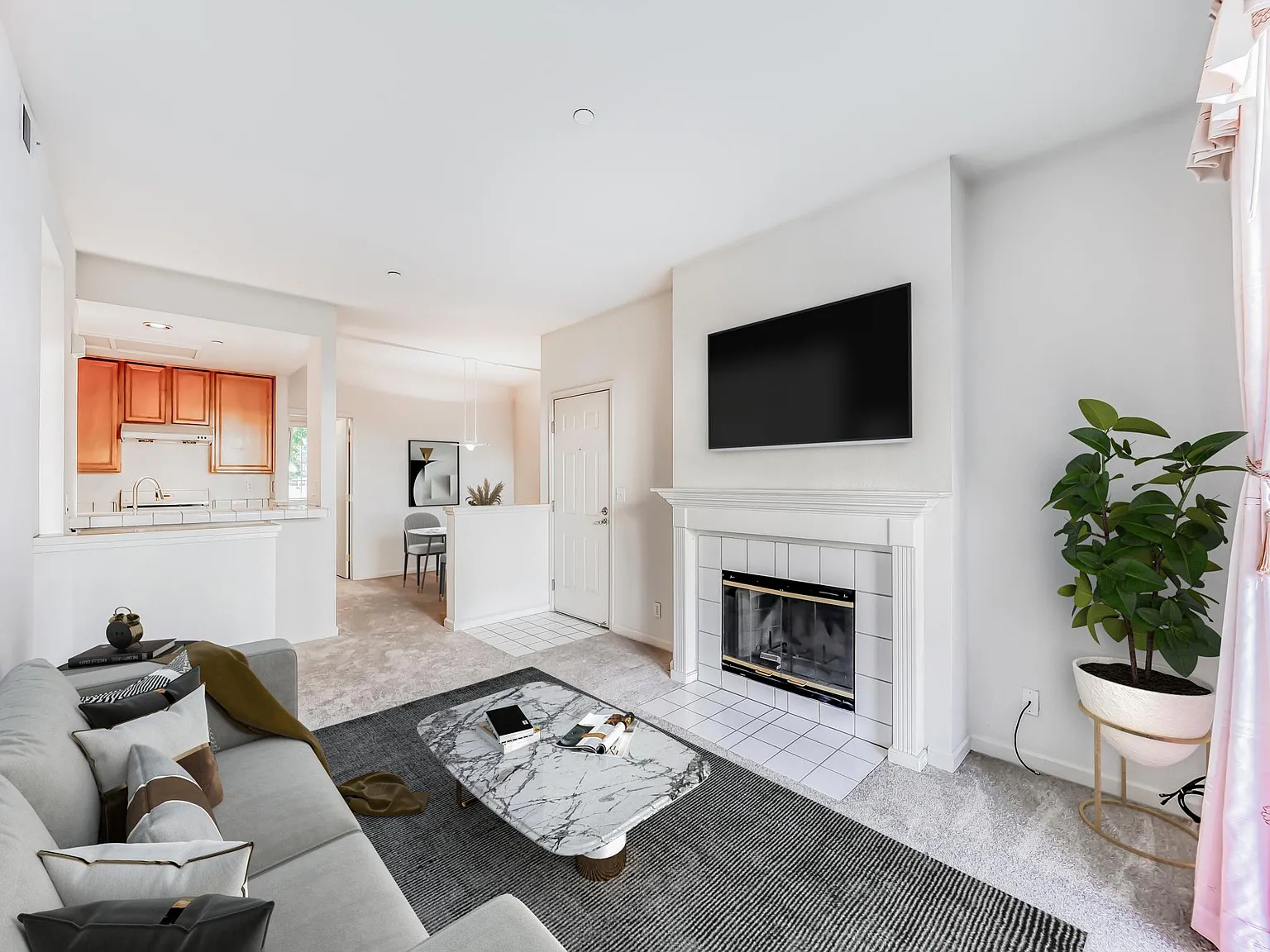 2 bed, 1160 sqft, $3,300 — Photo 2