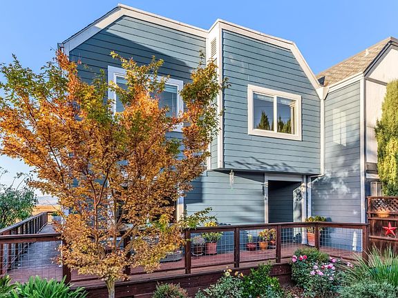 2nd image of 616 Santana Road