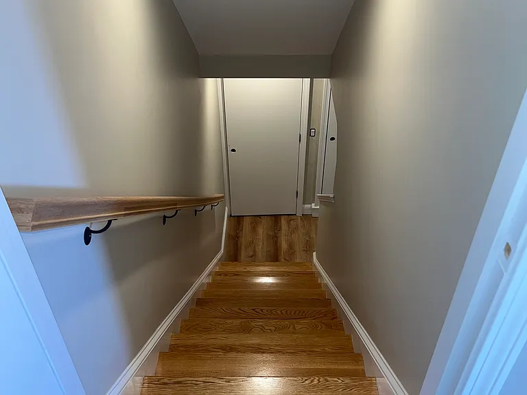11-13 Garfield Ave — Photo 13