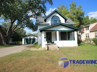 224 95th St W, Bloomington, MN 55420