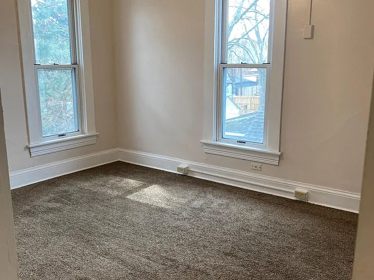 1030 Sibley St NW — Photo 10