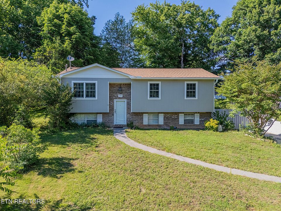 1st image of 6217 Starhurst Dr