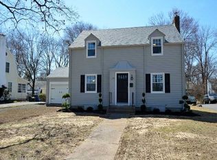 1781 Asylum Ave, West Hartford, CT 06117