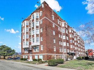 230 E 9th St APT 405, Indianapolis, IN