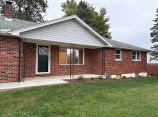 117 E Clearview Dr, Shrewsbury, PA 17361