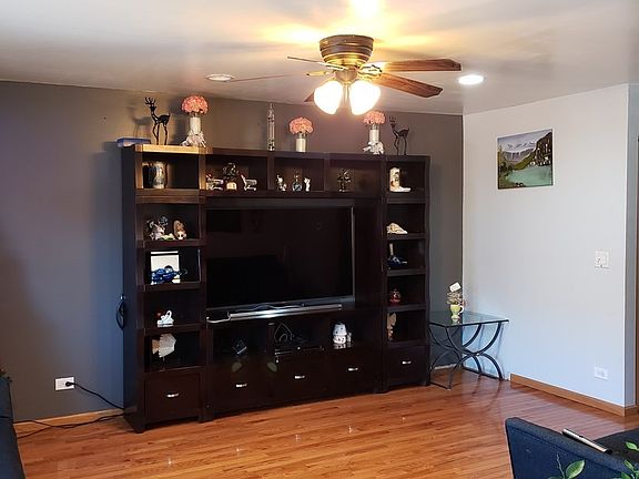 4th image of 3891 Leeward Ln #3891
