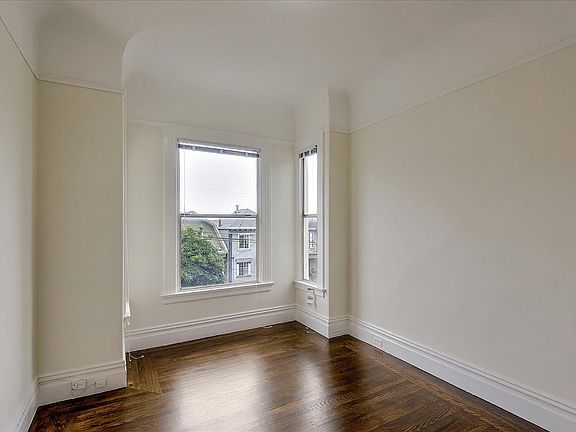 5th image of 1340-1342 12th Ave #1340