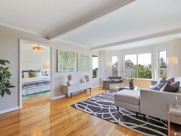 4th image of 356 Roosevelt Way