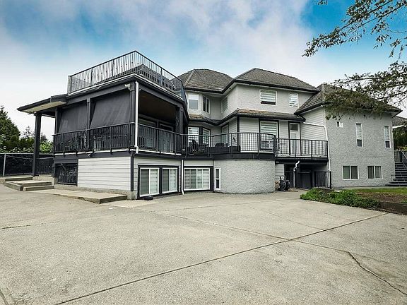 5th image of 5733 Kettle Cres W