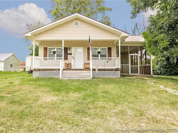 304 N 15th St, Erwin, NC 28339