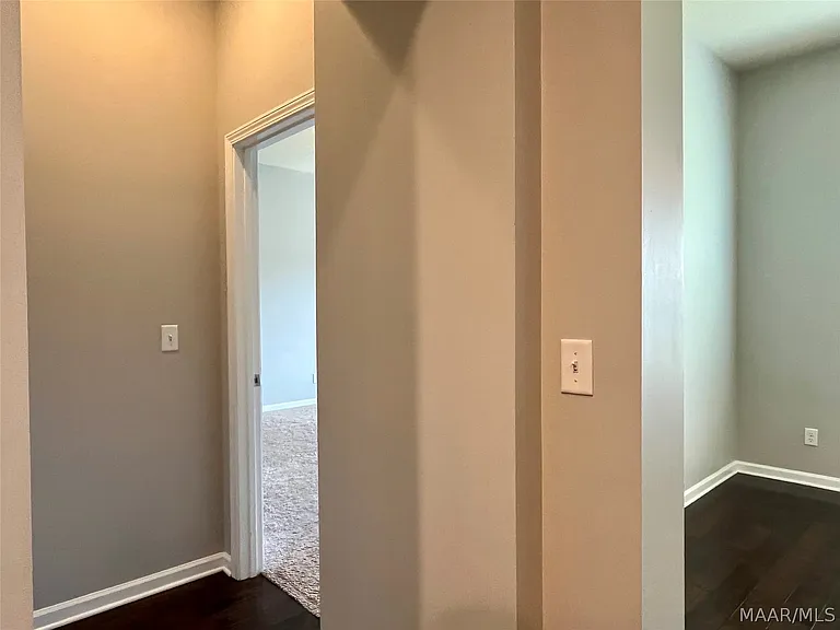 9408 Tillman Ct — Photo 29