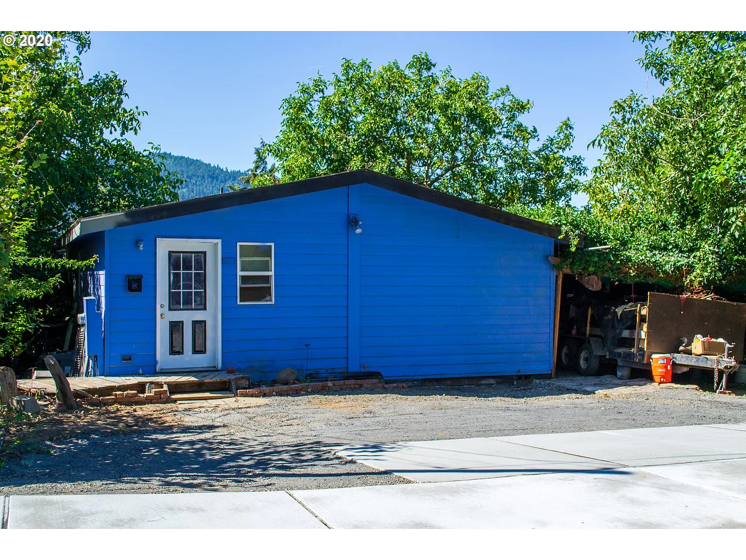 211 E Humboldt St photo 1