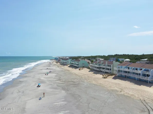 905 Pelican Court, Kure Beach, NC 28449