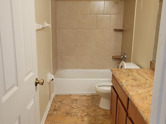 3rd image of 12572 Woodfield Cir W