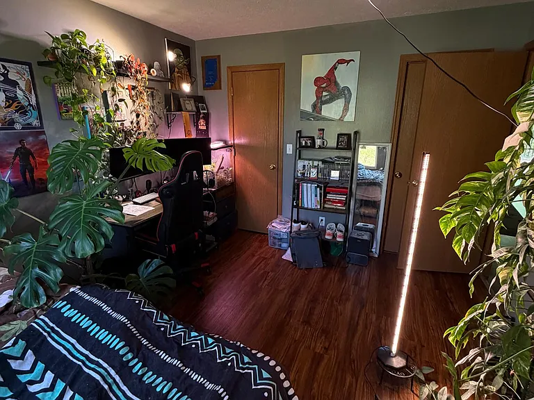 2nd Bedroom