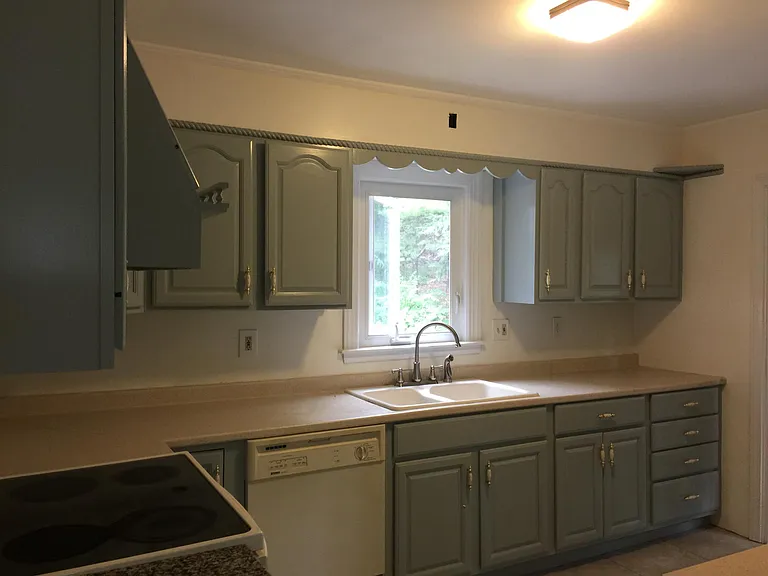 342 Conant Rd — Photo 2