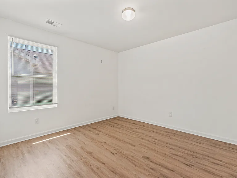1789 Sapphire Dr — Photo 27
