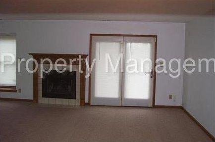 3rd image of 5430 Bay Harbor Dr