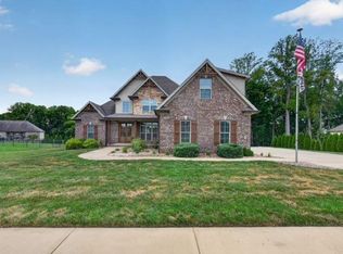327 Nash Stone Ct, Alvaton, KY 42122