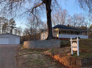 2438 Old Caroleen Rd, Forest City, NC 28043