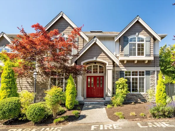 6207 156th Avenue NE, Redmond, WA 98052