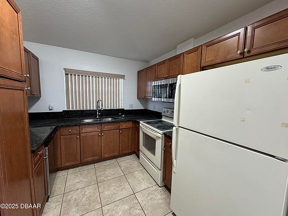 2nd image of 5141 Orange Ave