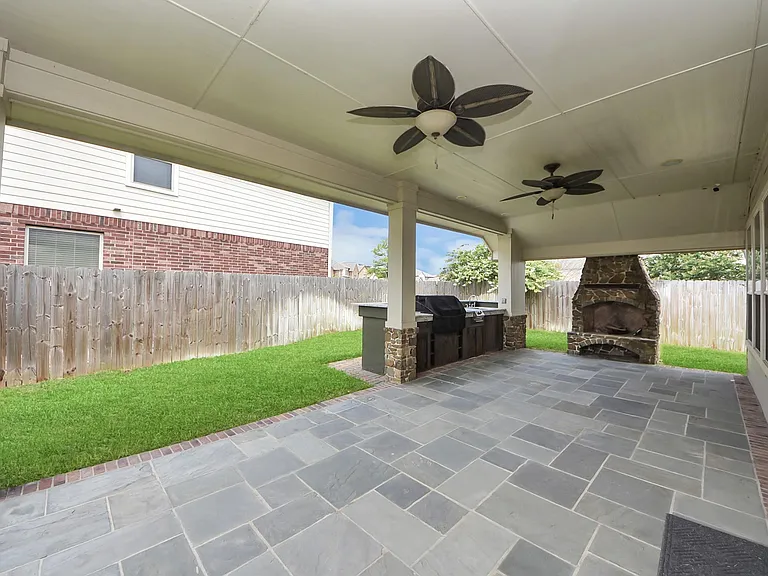 18403 Sierra Falls Ct — Photo 47