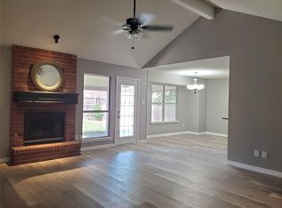 1806 Maplelawn St, Taylor, TX 76574