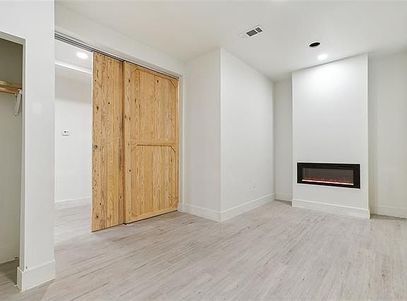 3rd image of 2604 Chartres St APT C