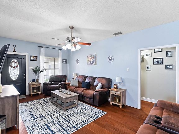 2nd image of 3001 Todd Cir